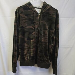 New York & Company Men's Camouflage Zip-Up Sweater